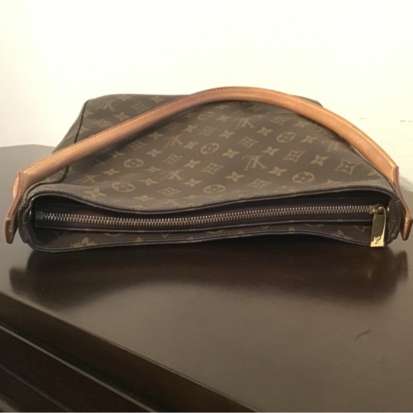 Authentic LV Monogram Looping GM - Picture 6 of 11